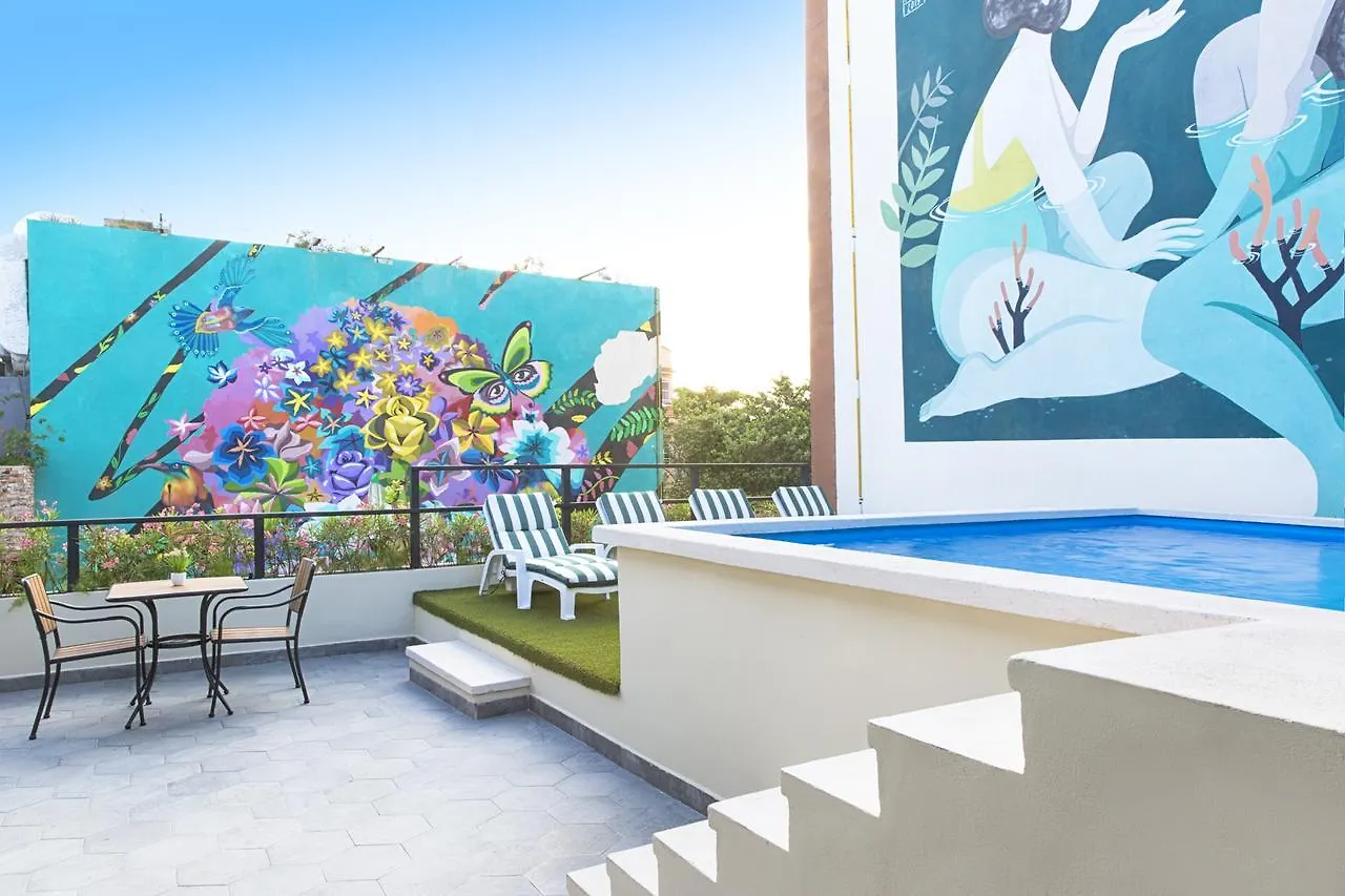 Suites Calle 8, On The 5Th. Av. Playa del Carmen 3*,
