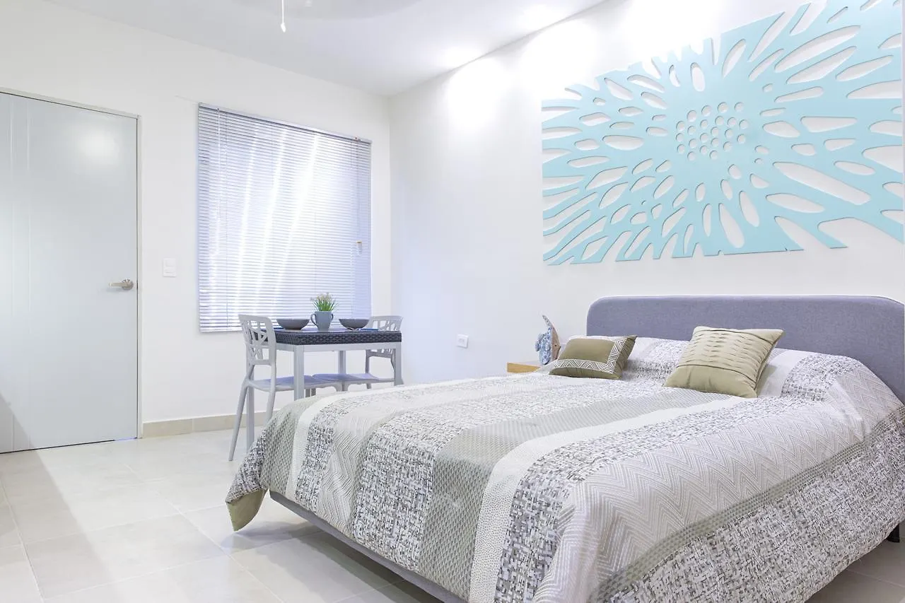 Suites Calle 8, On The 5Th. Av. Playa del Carmen