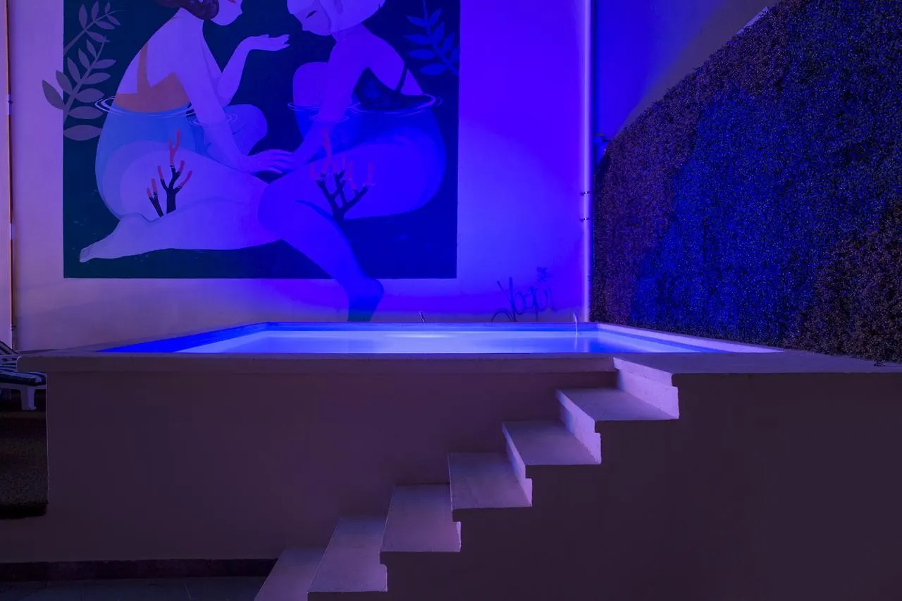 Suites Calle 8, On The 5Th. Av. Playa del Carmen 3*,  Mexico